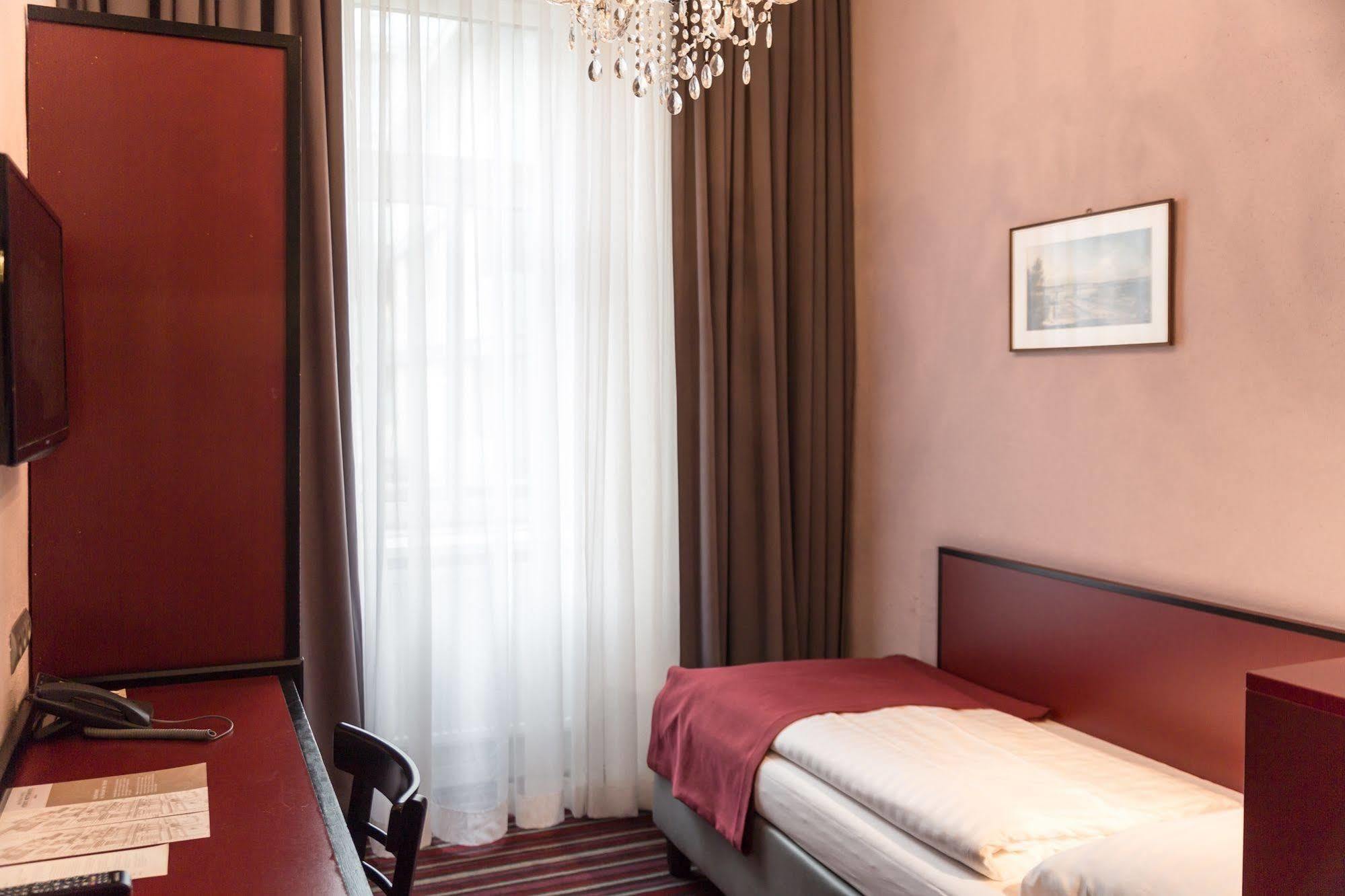 Hotel Fuerst Metternich Vienne Extérieur photo