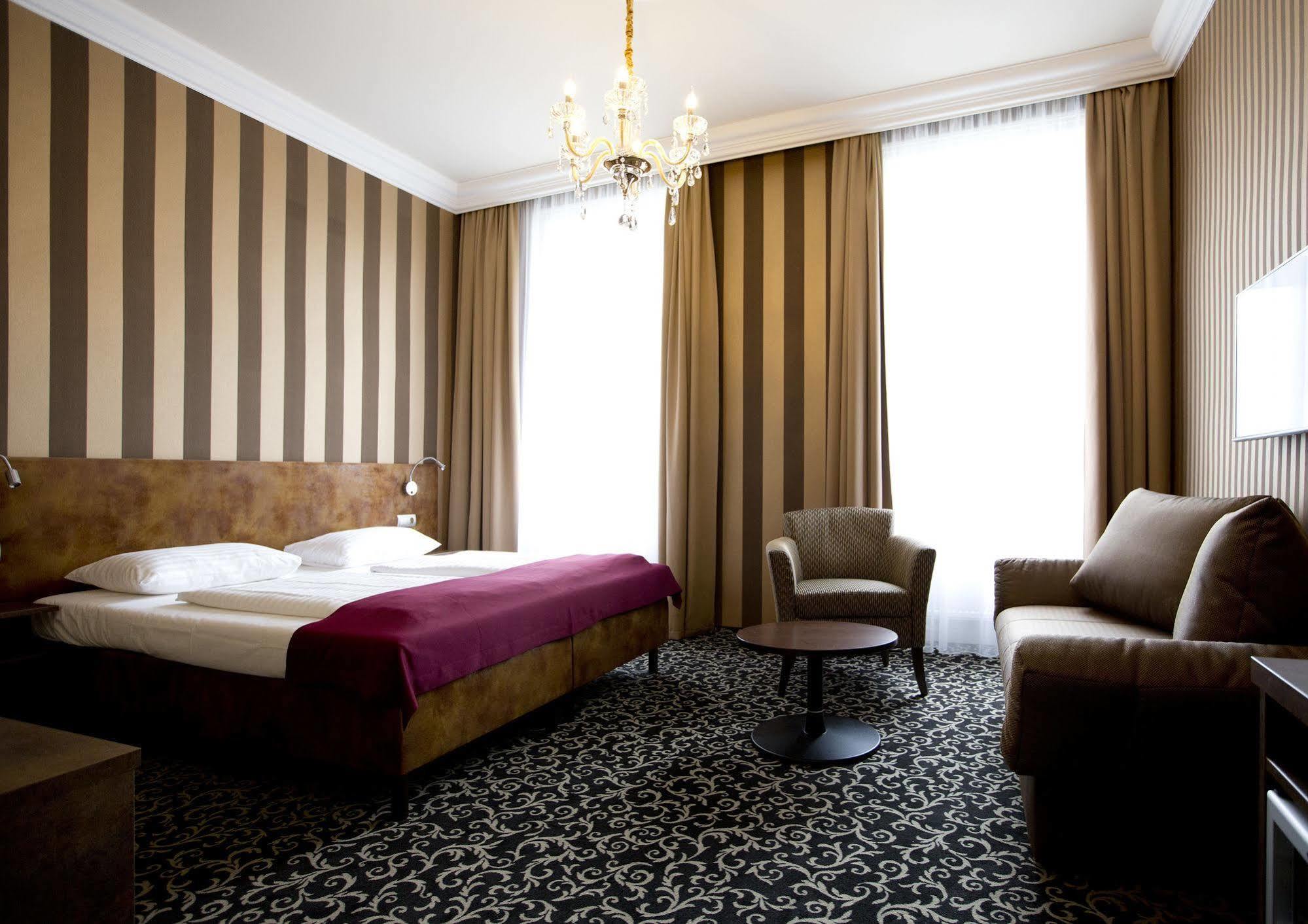 Hotel Fuerst Metternich Vienne Extérieur photo