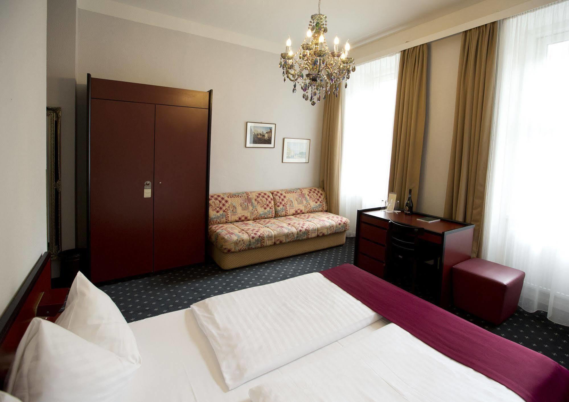 Hotel Fuerst Metternich Vienne Extérieur photo